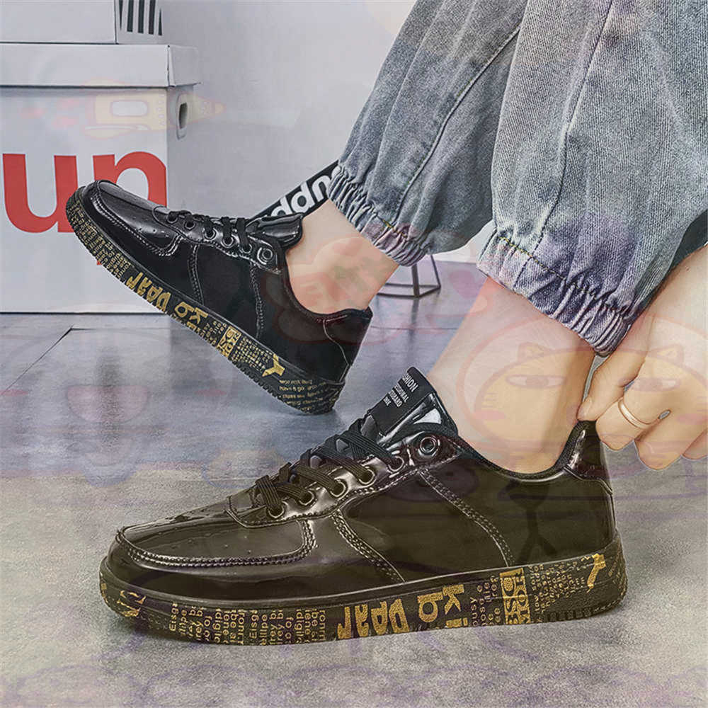 Round Foot Size 45 Sneakers Wh - Men'S Grooming Products recension och pris